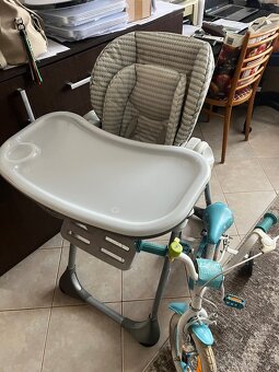 Chicco predam detsku jedalensku stolicku. - 2