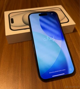 iPhone 15 v záruke - 2