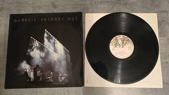 Predám LP platne GENESIS, P. COLLINS - 2