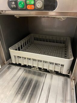 Podbarova umývačka riadu Comenda lb 275 - 2