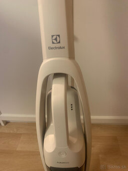 Vysavač Electrolux 300 ES31CB18SH ešte V ZÁRUKE - 2