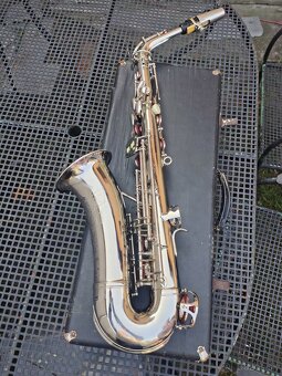 Alt saxofón Amati - 2