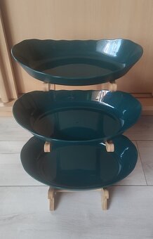 zelený viacposchodový stojan - 2