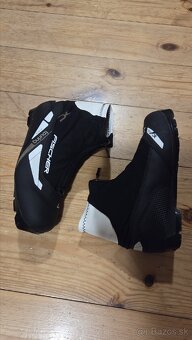 Bezkarske topanky Fischer 40 - 2