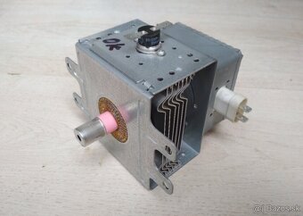 Magnetron do mikrovlnky 2M167B-M14 - 2