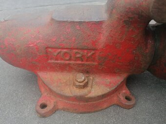 Predám zverák YORK 125 - 2