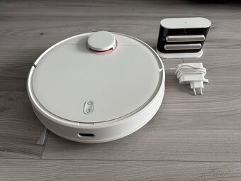 Robotický vysávač Xiaomi Robot Vacuum S10 s mopom - 2