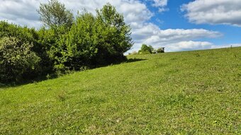 Slnečný investičný pozemok (1009 m²) s výhľadom - 2