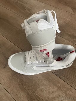 Vans - 2