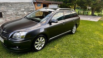 Toyota Avensis Combi T25 1,8 benzín - 2