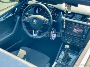 Škoda Octavia Combi 2.0 TDI DPF RS DSG - 2