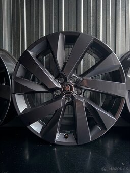 #21 Nové elektróny originál Škoda 5x100 r18 - 2