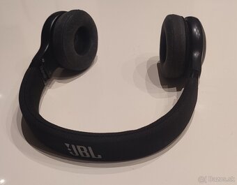 JBL E45BT Black Bezdrôtové slúchadlá na uši - 2