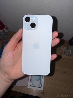 Apple Iphone 15 128GB Modrý - 2