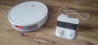 XIAOMI robot vacuum E10 - 2