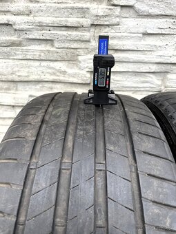 255/40 R20 Bridgestone - 2