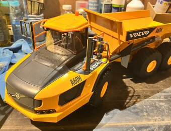 Bruder 2455 Dumper Volvo - 2