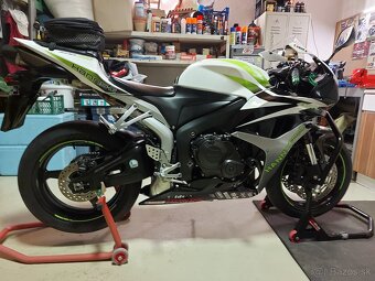 Predám Honda cbr 600rr 2008 - 2