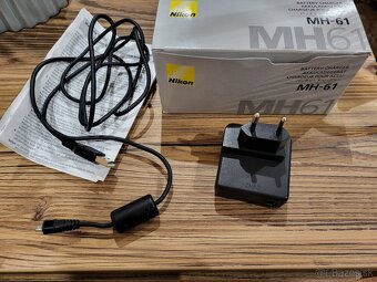 Nabíjačka Nikon MH 61 - 2