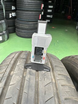 205/55 R16 91 V YOKOHAMA BLUEARTH GT AE51 - 2