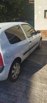 Renault Clio - 2