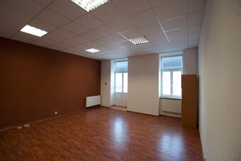 Priestory na prenájom – 35 m2 – Moyzesova ul., Košice - 2