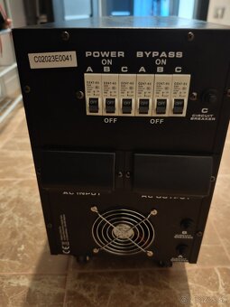 Automatický trojfázový stabilizátor napätia KEMOT PROavr-10k - 2