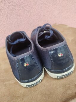 dámske nízke topánky tommy hilfiger veľosť 37EU - 2