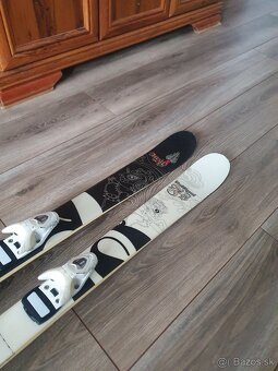 Predam freestyle lyze ROSSIGNOL Scratch,dlzka 148 cm - 2