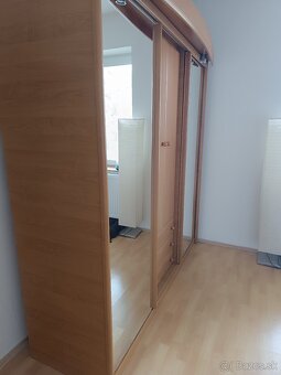 Šatníková skriňa s osvetlením - 2