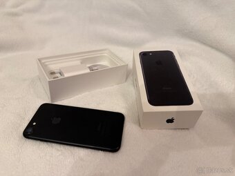 Apple iPhone 7 128 GB - 2