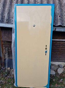 Predam nové bezpecnostne dvere - 2
