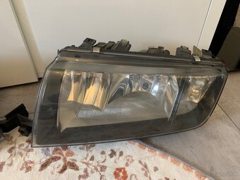 Predam predne svetla na Fabiu 1 - 2