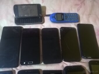 Predám mobily ná náhradné diely - 2