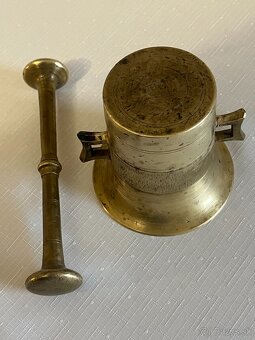 Mosadzný mažiar - 2