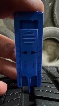 Zimné pneu 215/55 R17 - 2