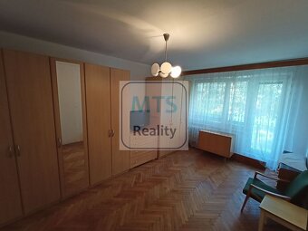 Veľký 2 izbový byt na Severe na predaj - 2