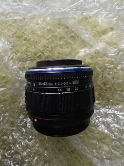 Olympus 14-42mm - 2