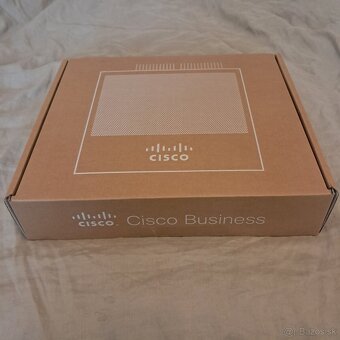 predám Cisco switch 8 portov- CBS350-8FP-2G-EU - 2