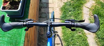Cestný bicykel - 2