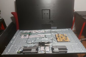 Samsung QE65Q85RAT 4K Smart časti - 2