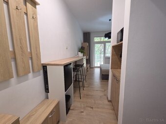 Krátkodobý Prenájom-Apartmán BB od-3 hod- - 2