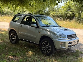 Toyota RAV4 2.0 D-4D 3D - 2