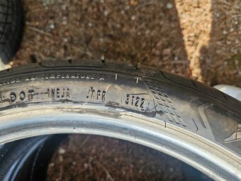 225/40 R19 93Y Good Year EAGLE F1 - 2