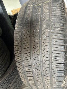 275/50R20 - 2
