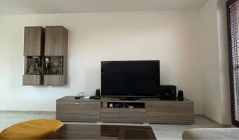 Televízor Panasonic uhlopriečka 127 cm - 2