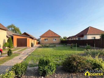 REZERVOVANÝ 4 izbový rodinný dom s garážou, Zlatná na Ostrov - 2