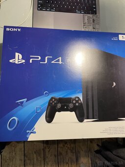 Predám PlayStation 4 Pro (PS4 Pro) 1TB + 12 HIER + 2 OVlÁDAČ - 2