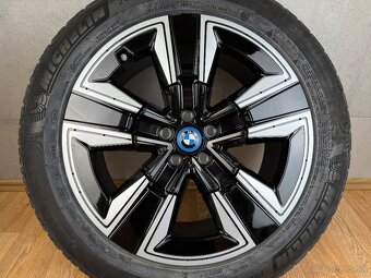 Originál zimní kolesa R19 BMW iX3 G08 - 2