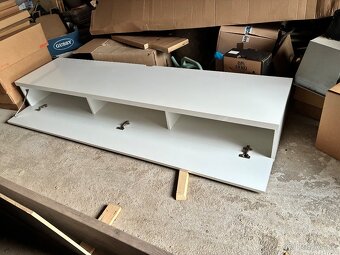 Predám skrinku pod tv - 2